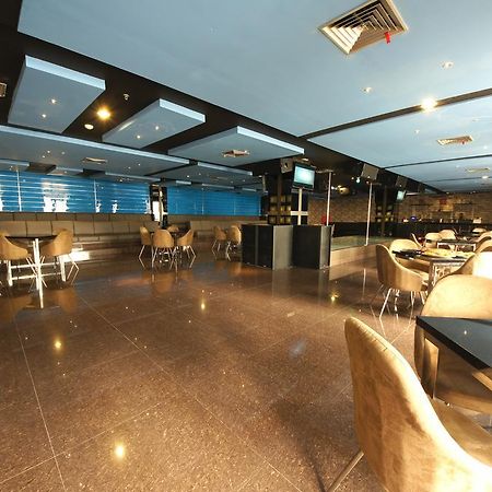 B Fashion Hotel Jakarta Exterior photo